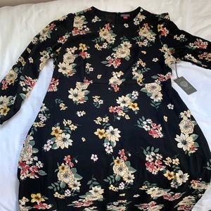 NWT VINCE CAMUTO DRESS